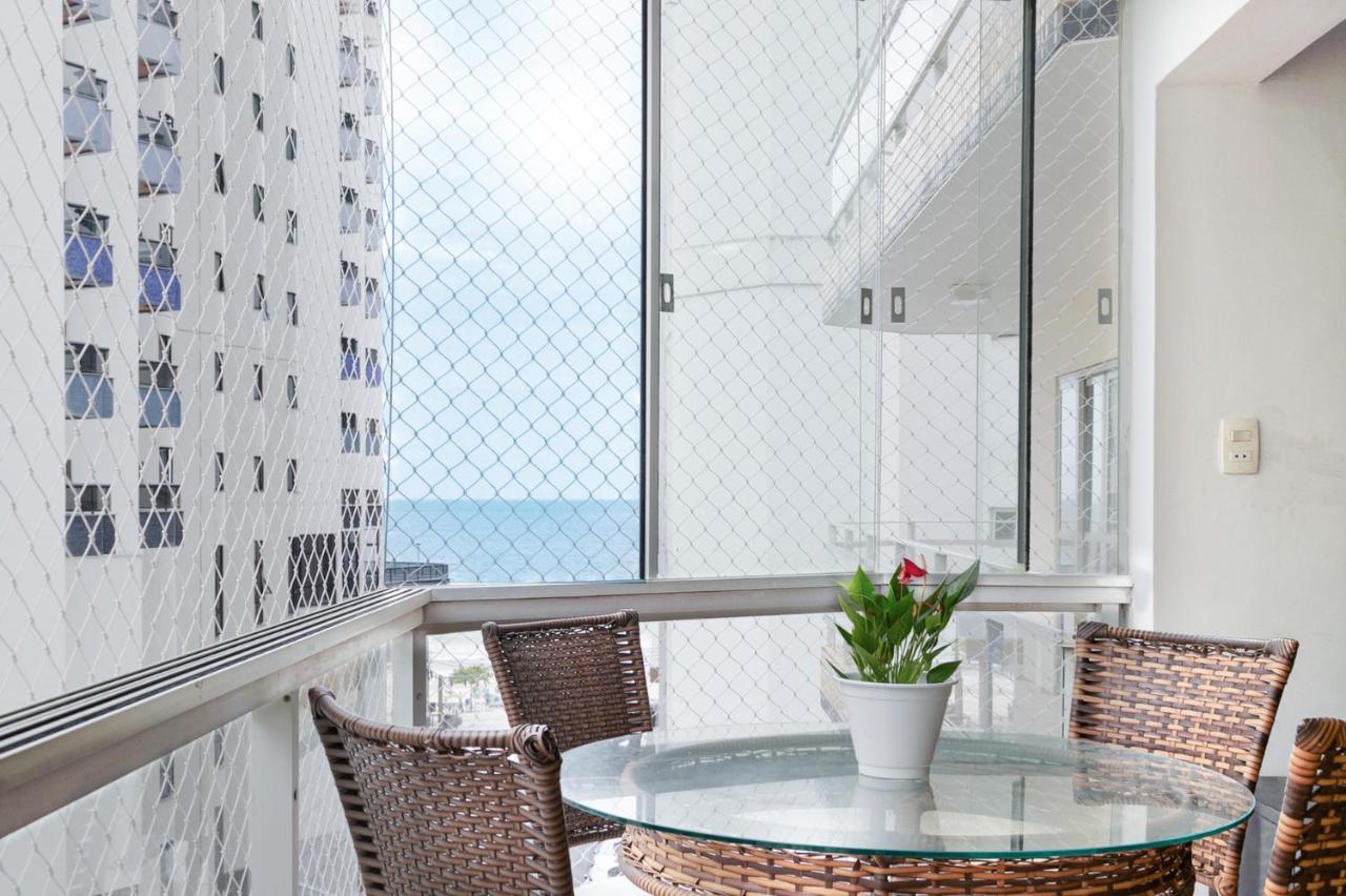 Flat With The Sea View Apartamento